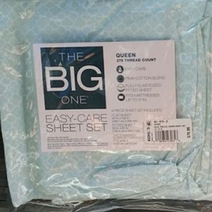 Queen sheet set